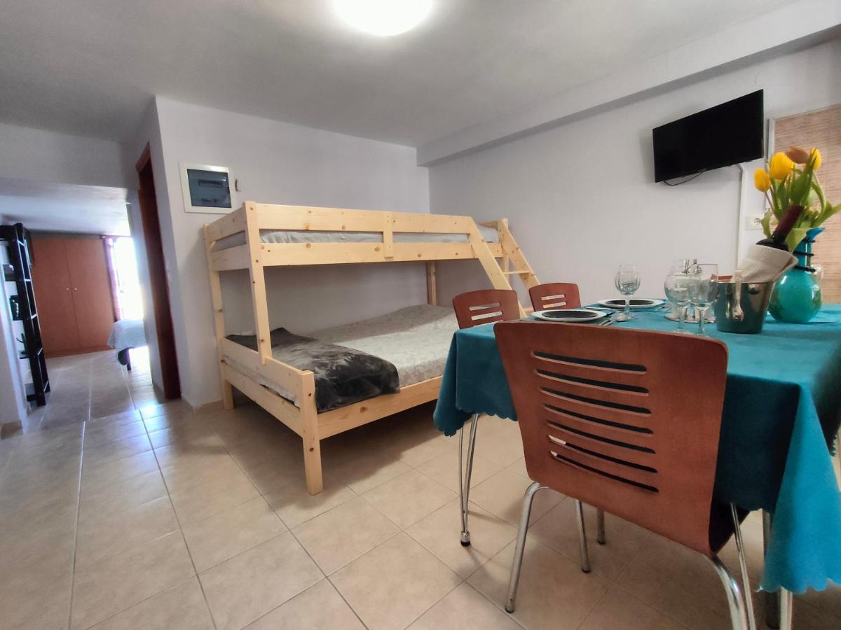 Endlesssunrise Apartment Míloi Екстериор снимка