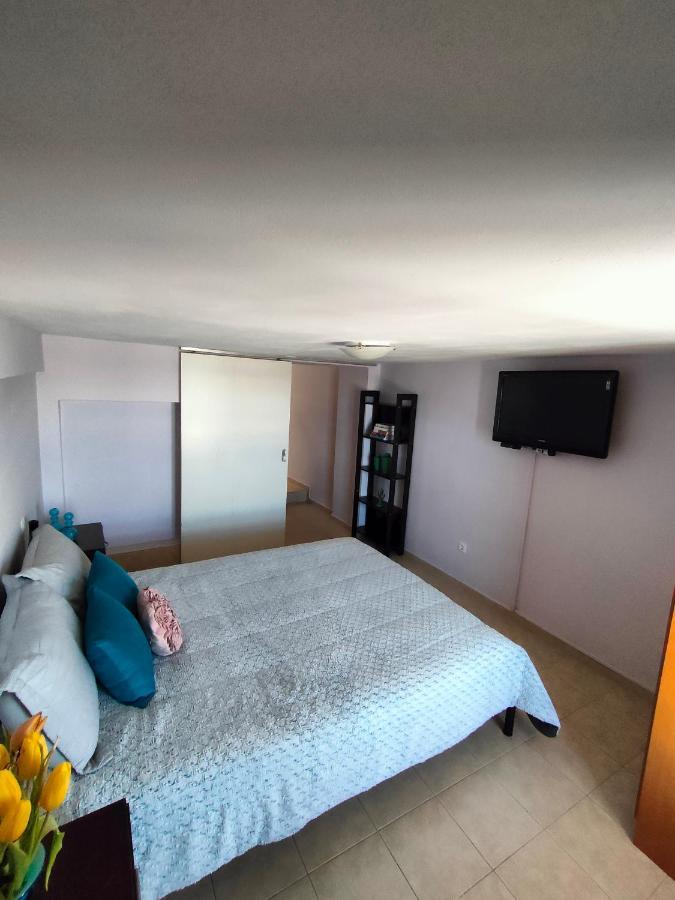 Endlesssunrise Apartment Míloi Екстериор снимка